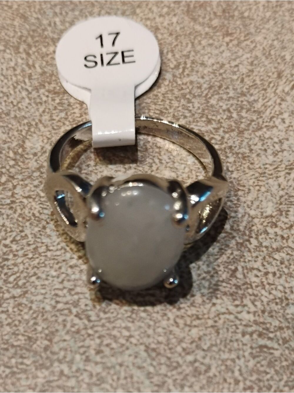 Silver-Plated White/Grey Stone Oval Gemstone Ring Size 7